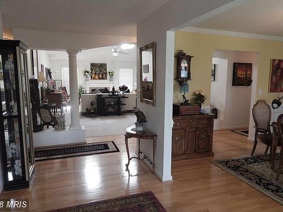 Spacious Foyer-View of Dining and Family Rooms