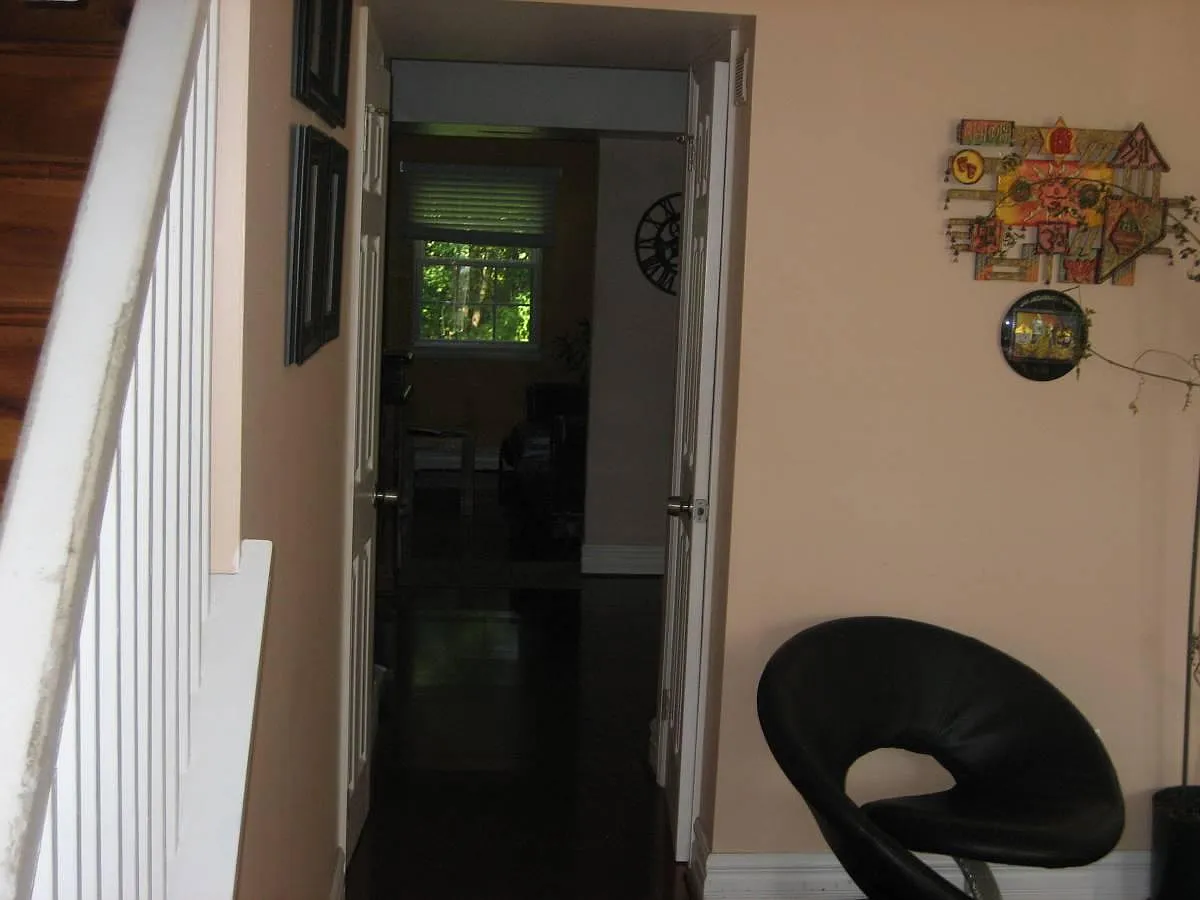 4 bed, 2.5 bath, 2022 sqft, $2,500 — Photo 3
