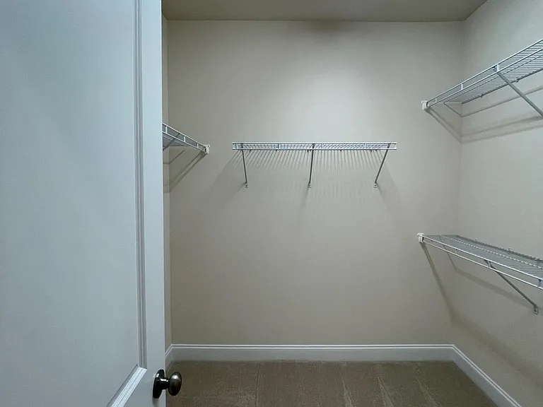 207 Heathbrook Ln — Photo 21