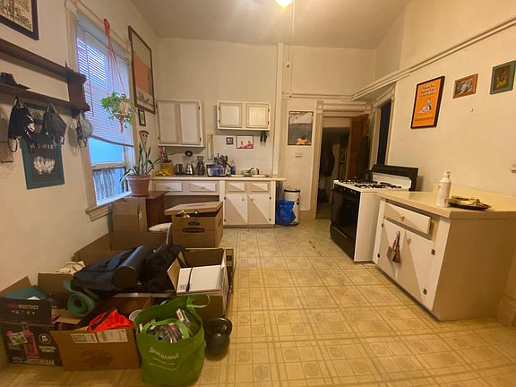 3rd image of 3108 N Western Ave APT 1F
