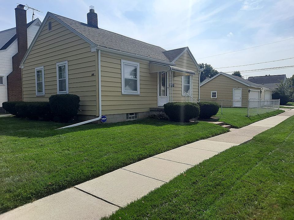 1st image of 335 W Poinsetta Ave