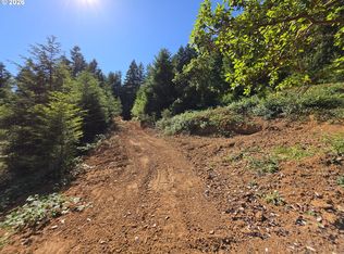 25797 Siuslaw River Rd, Lorane, OR 97451