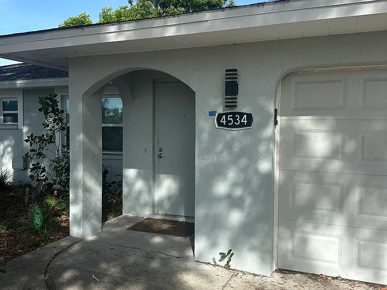 4534 Cronin Dr — Photo 1