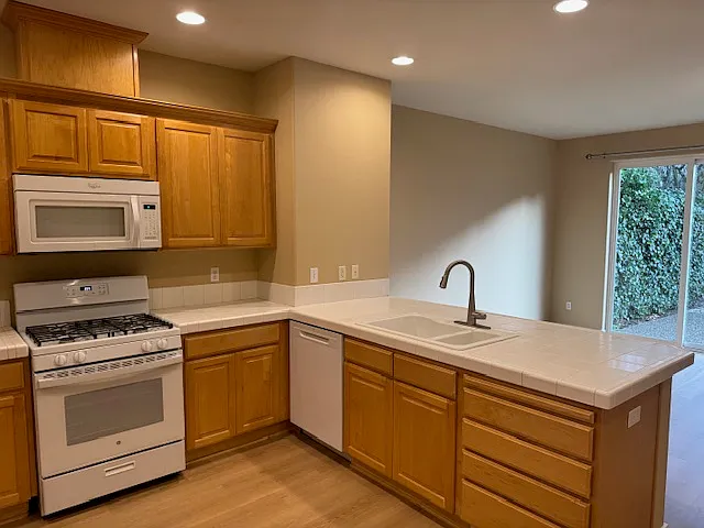 15970 SW Snowy Owl Ln — Photo 7