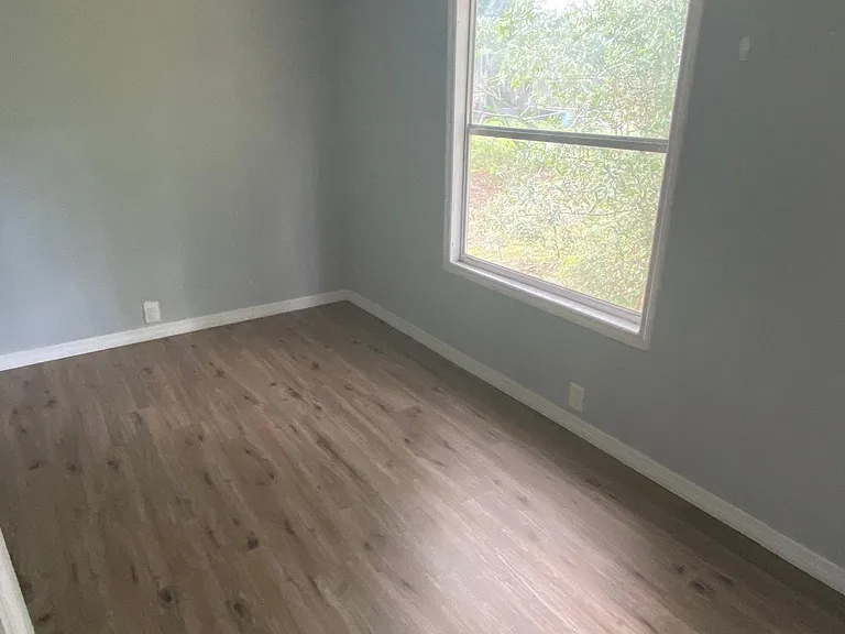 12270 NE 106th Ct — Photo 10