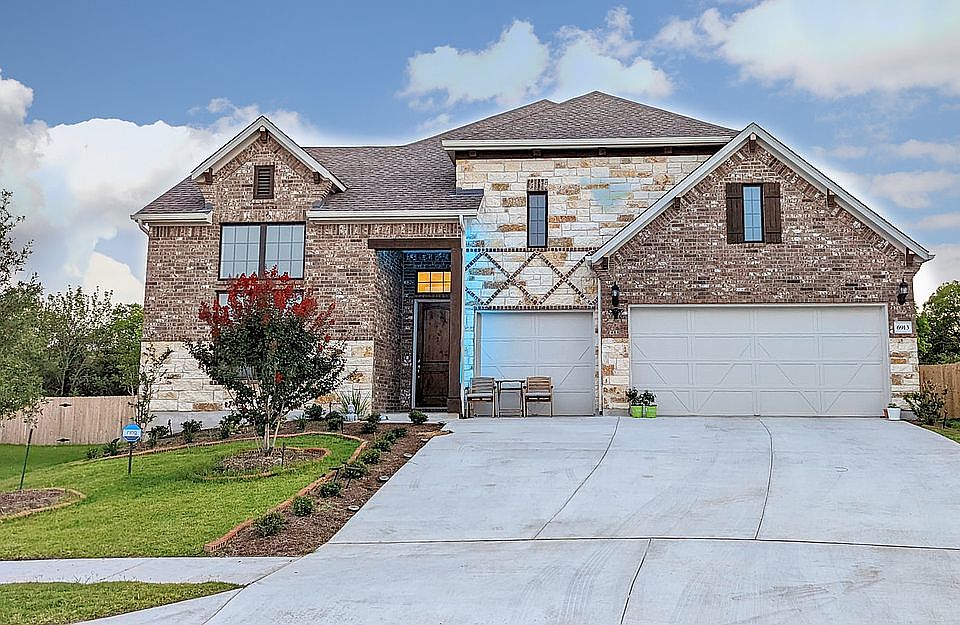 1st image of 6913 Covina Ln