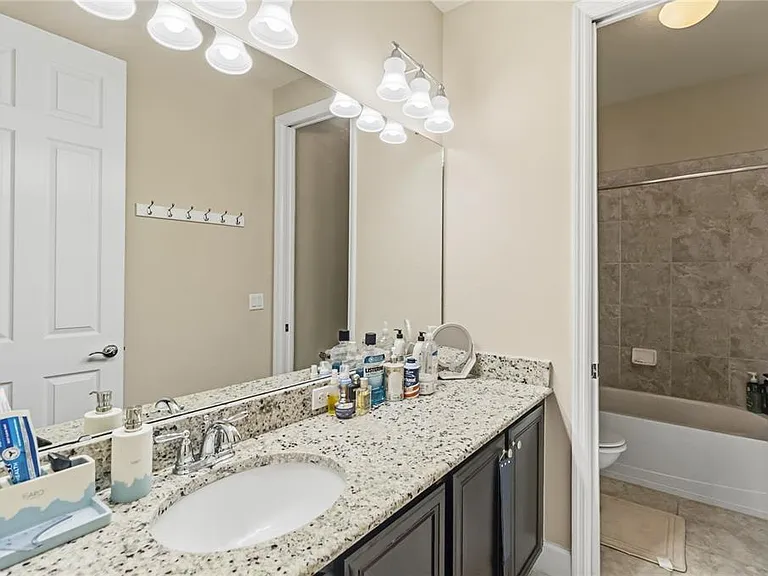 12130 Uleta Ln — Photo 25