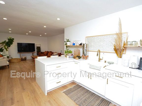 5th image of 1245 Saratoga Ave