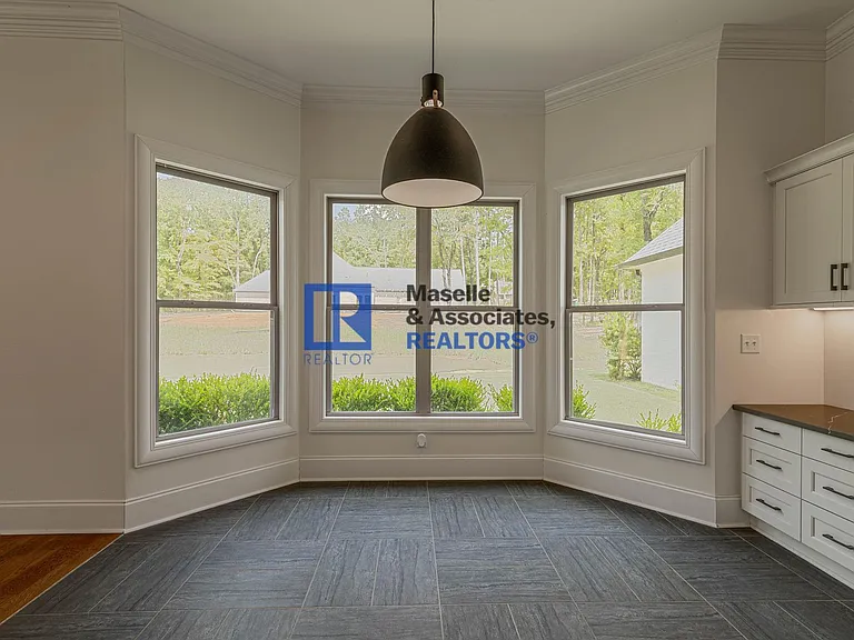 412 Dover Ln — Photo 24