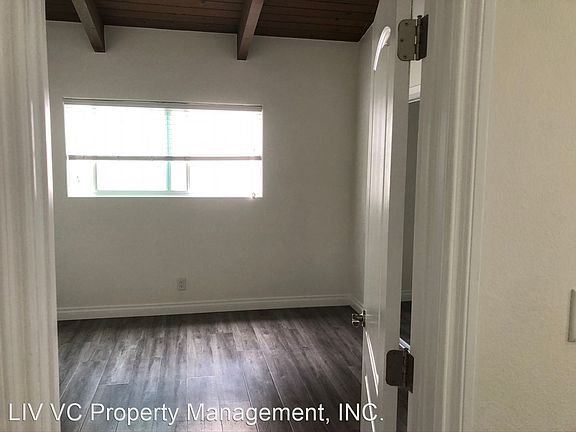 5th image of 404 Highland Dr Unit 400