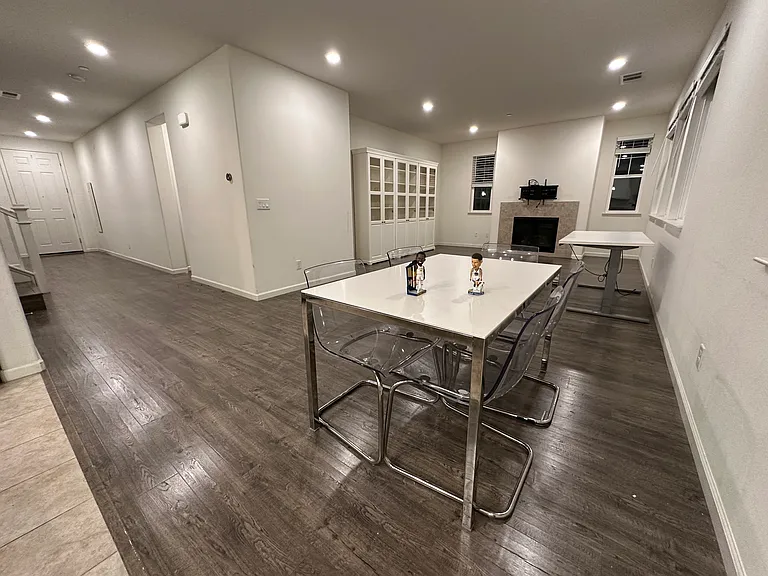 33838 Farmhouse St — Photo 5