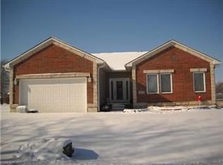 12 Skyline Dr, Adrian, MO 64720