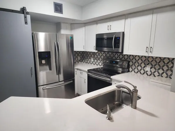4211 San Marino Blvd 105, West Palm Beach, FL 33409