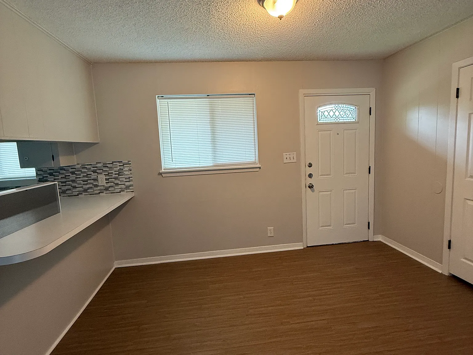 2 bed, 1008 sqft, $1,400 — Photo 3
