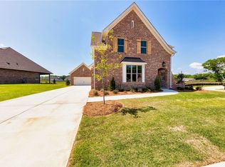 2401 Meadow Cv, Auburn, AL 36832