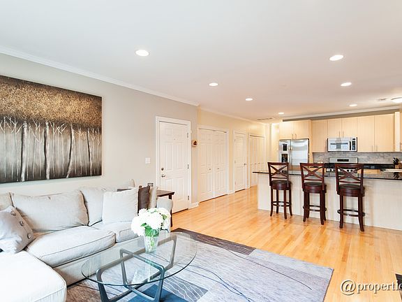 Living Room/Dining Room
