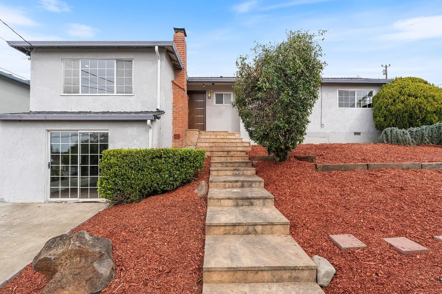 4126 Moreland Dr photo 1