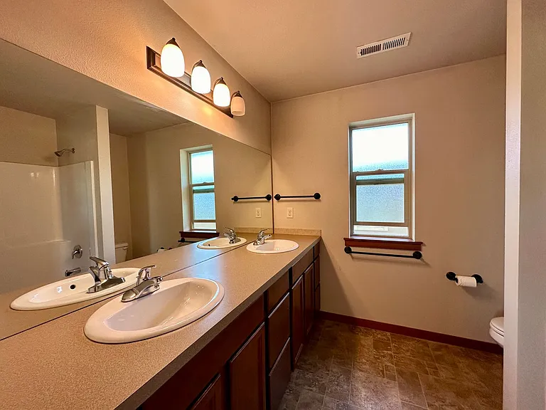 5835 Pioneer Ridge Pl — Photo 8