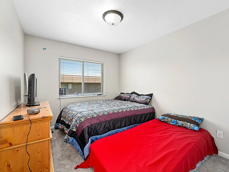 1030 N Main Ave #C — Photo 20