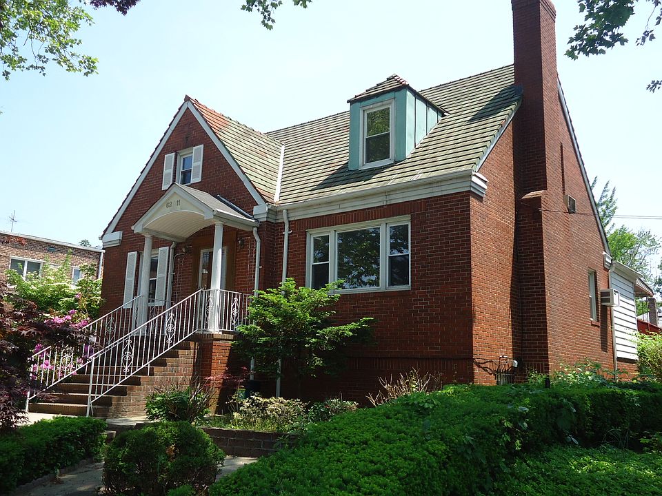 1st image of 62-11 Asquith Cres