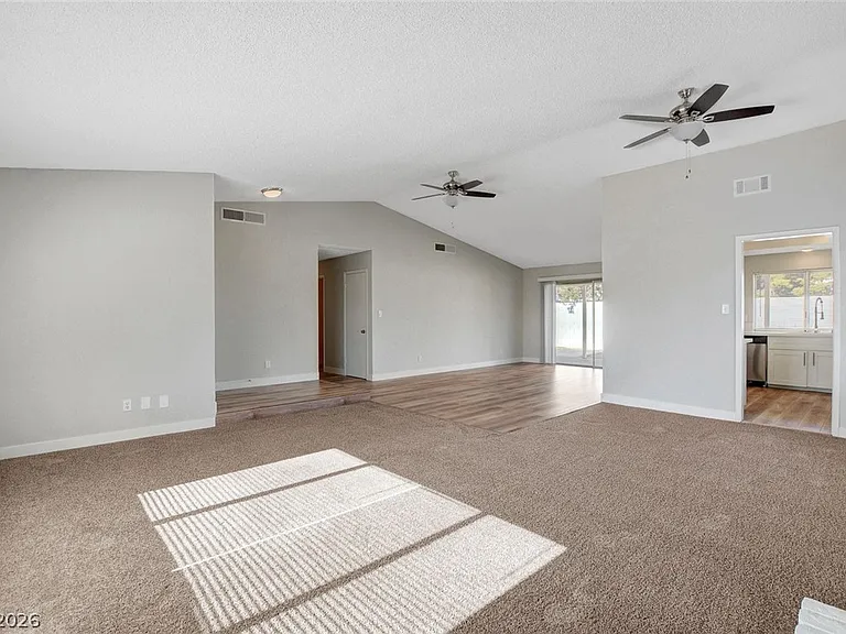 1784 Crest Ave — Photo 7