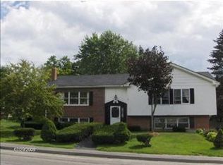 34 Eustis Pkwy, Waterville, ME 04901