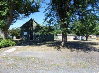 62 N Fairview Ave, Burns, OR 97720