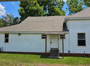 716 E Main St, Nacogdoches, TX 75961