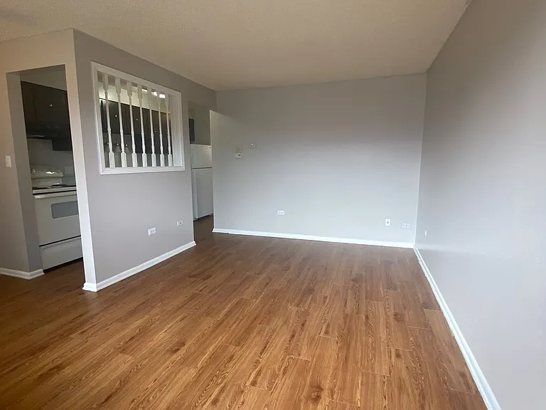 Garden Center Apt. 68 — Photo 23