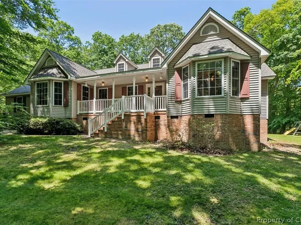 4633 Little Ln, Gloucester, VA 23061