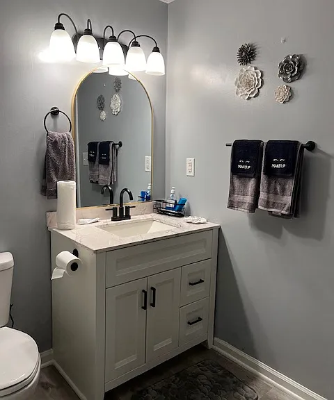 795 Deerwood Dr #B — Photo 1