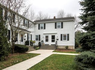 269 Sylvan Knoll Rd, Stamford, CT 06902