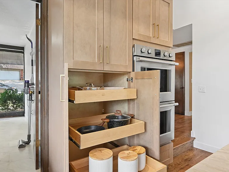 7625 S Richmond Ave E — Photo 21