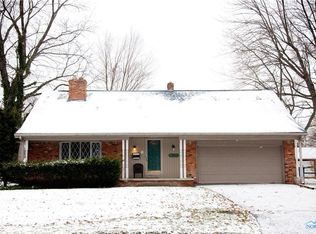 3755 Elmlawn Dr, Toledo, OH 43614