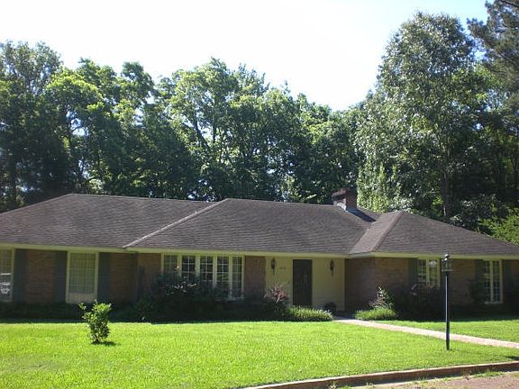 2nd image of 218 Edgewood Dr