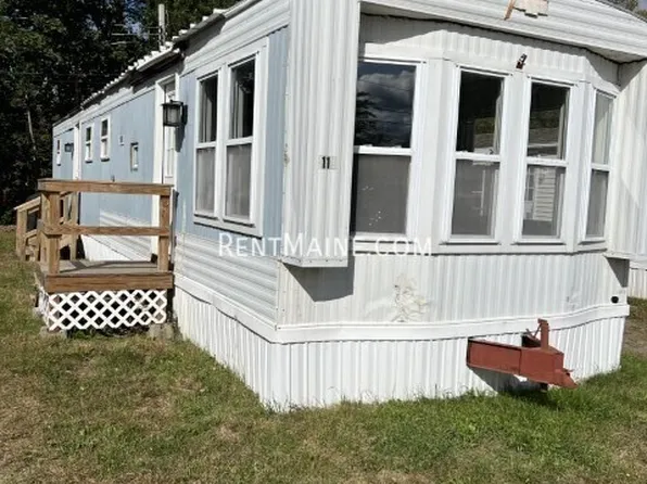 681 Main Rd N, Hampden, ME