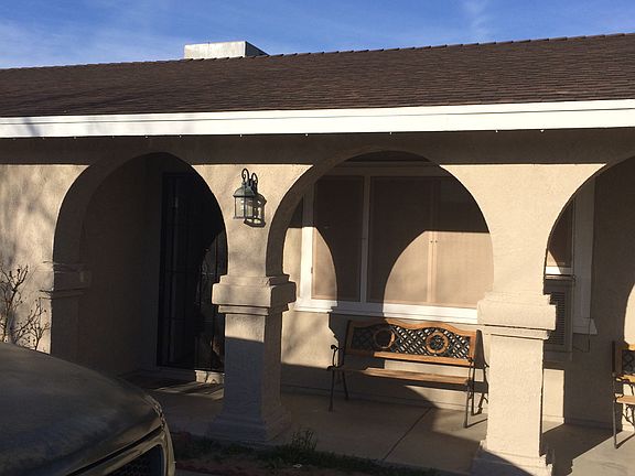 3rd image of 18818 Vine St