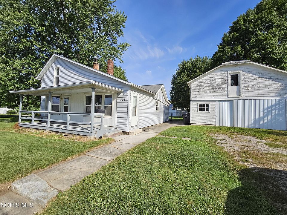 1st image of 376 Spring St