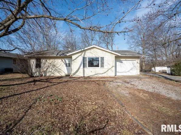 1101 S 22nd St, Herrin, IL 62948