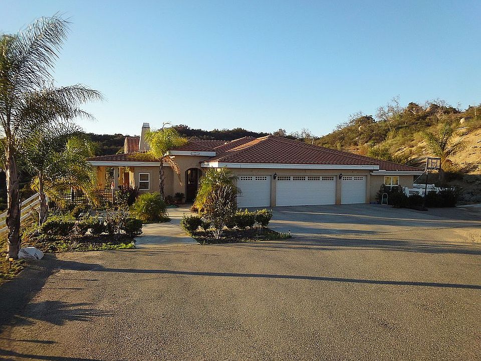 1st image of 45655 Corte Vista Clara