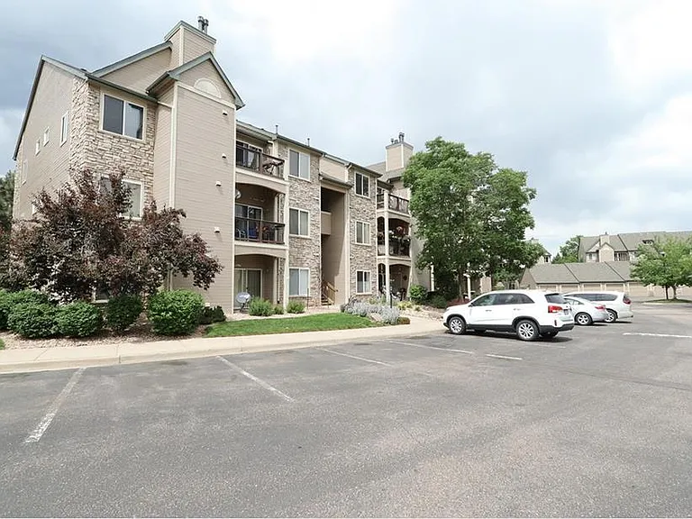 7415 S Alkire St #204 — Photo 1