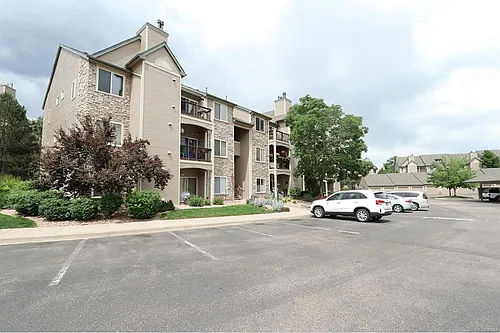 7415 S Alkire St #204 Photo 1