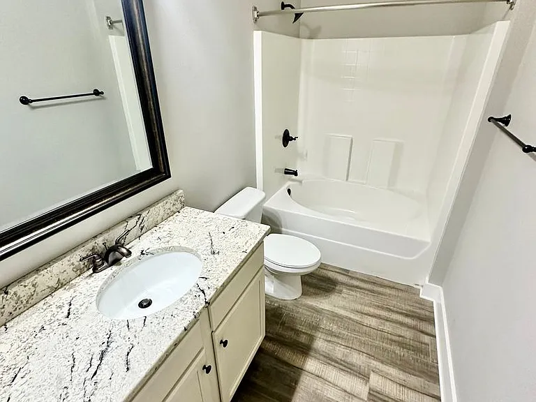 1180 French Quarter Way — Photo 10