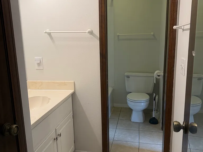7243 Dogwood Terrace Dr #A — Photo 11
