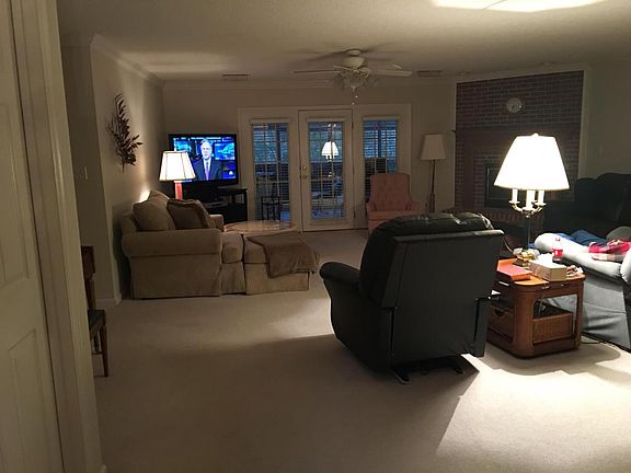 2nd image of 715 Cedar Ln Unit 119