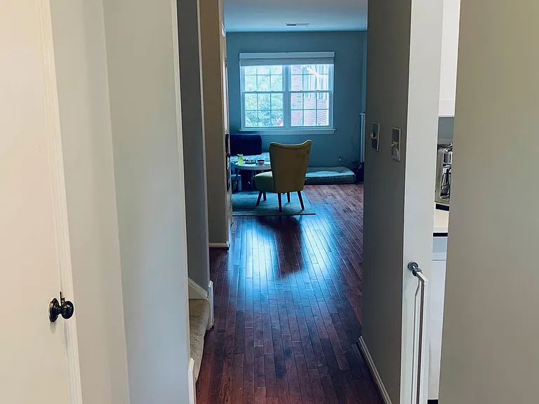 1623 S Barton St #18 — Photo 11