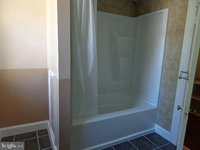 25 Montrose Ave #7 — Photo 16