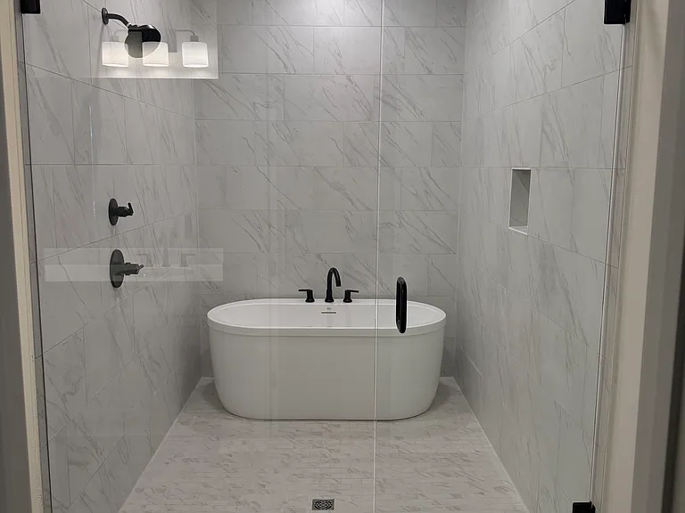 2119 Fairfax Ave — Photo 3