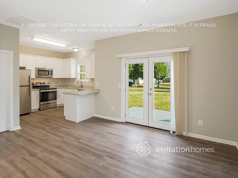 3732 Bullard St — Photo 10