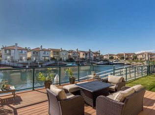 1453 Twin Tides Pl, Oxnard, CA 93035